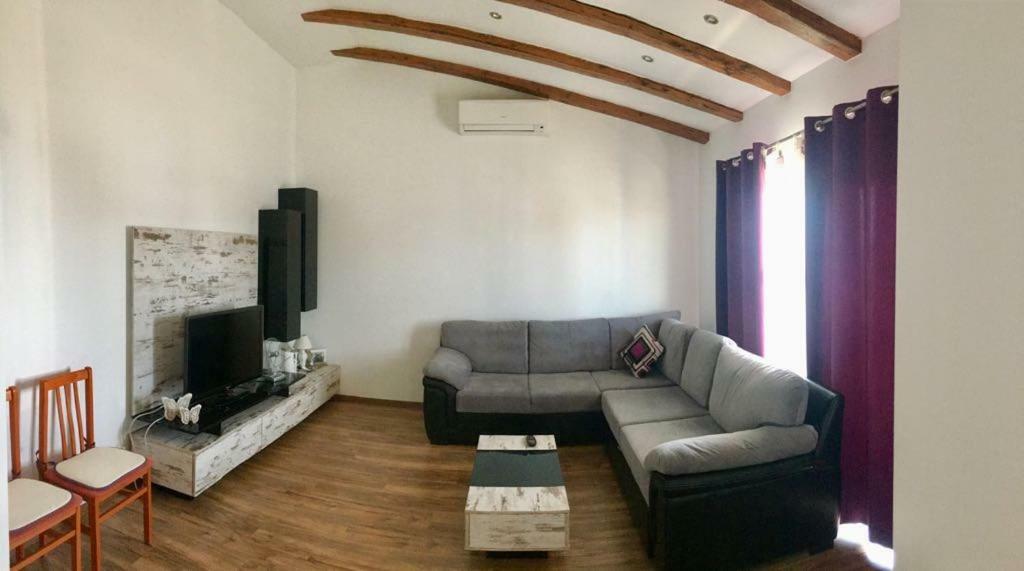 Apartmani Morango โปดสตรานา ภายนอก รูปภาพ